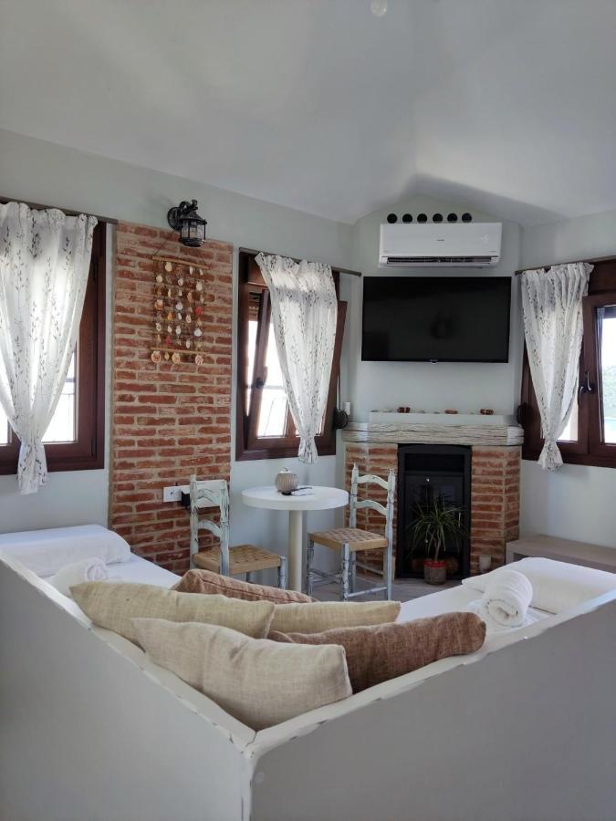Villa Kaldera Skiathos Town Exterior photo