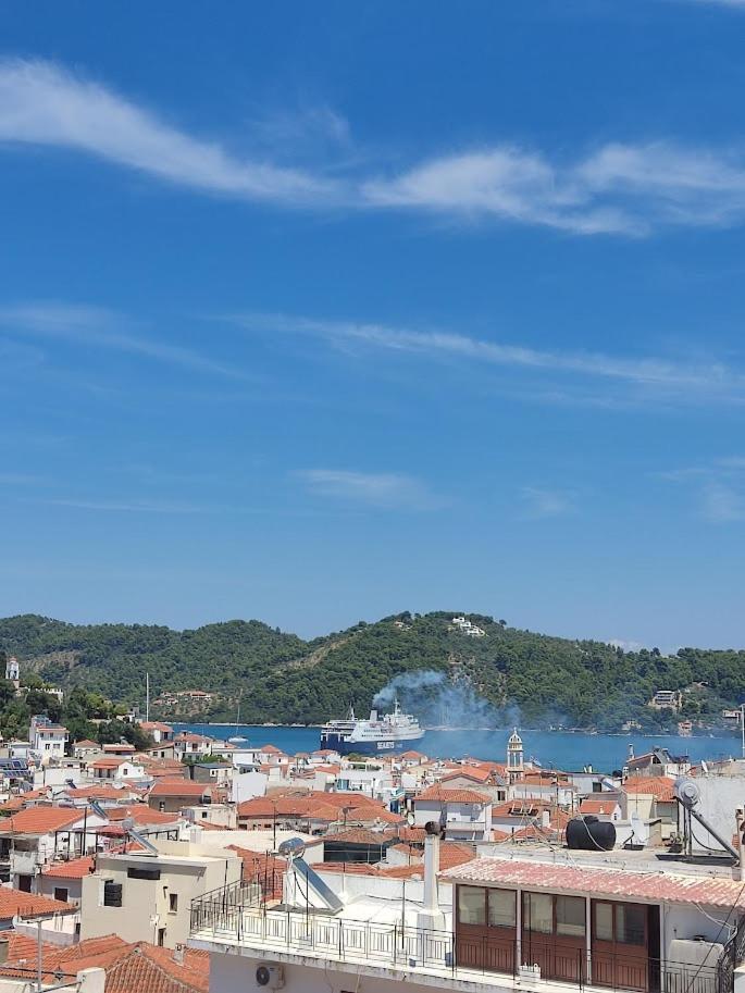 Villa Kaldera Skiathos Town Exterior photo